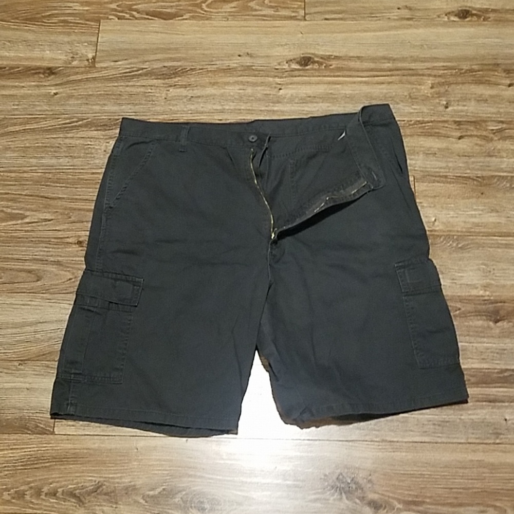 Mens Wrangler cargo shorts
